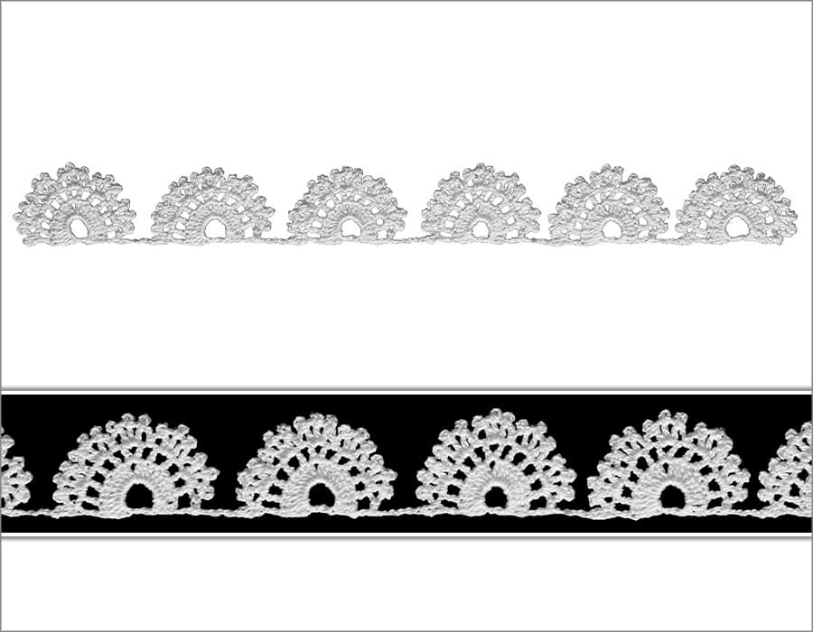 Kenar oyası dantelin tasarımında karanfil motifi esas alınmıştır. Karanfil kenarlarındaki volanlı şekiller tığ ile dantelin dış kısmında kullanılmıştır.