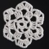 Motif dantel yuvarlak ve sivri dilimli tarzda örülmüştür. Dantel altı adet kümbet görünümlü olarak tasarlanmıştır.