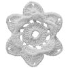 Tek motif dantel 3 boyutlu çiçek görünümlü tarzda tasarlanmıştır. Altı yapraklı örülen desenin üstüne daha küçük boyutta aynı tarza çiçek örülmüştür.